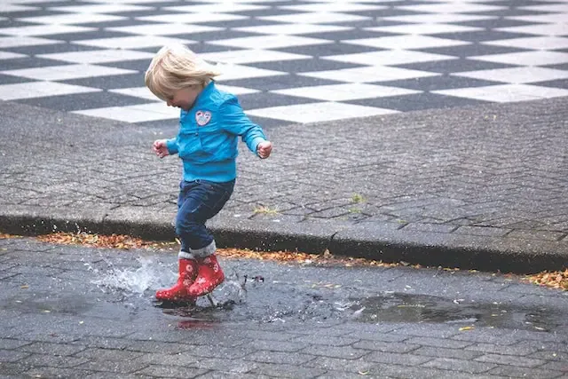 Frankfurter Stadtkinder am besten draußen bewegen