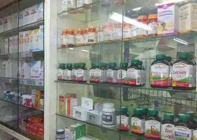 Dr. Saura Apotheke
